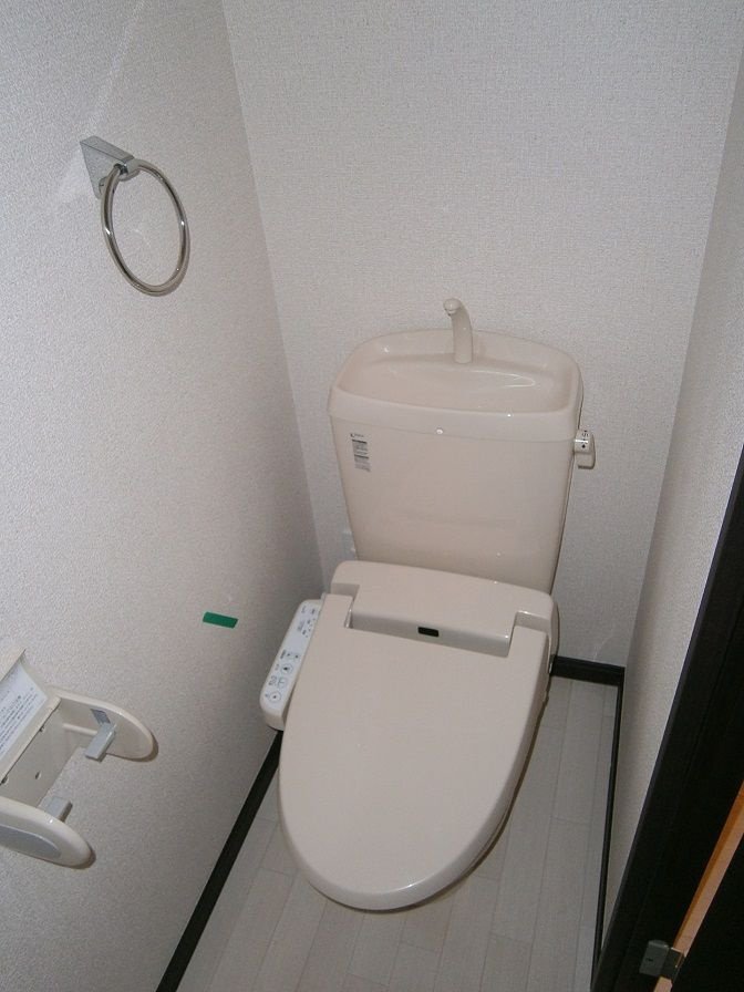 レオネクストフィオーレ奥戸のトイレ