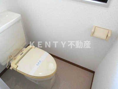 【トイレ】 | ピアーチェウチムラＰａｒｔ１０（ピアーチェウチムラパートテン） | 落ち着いた色調のトイレです