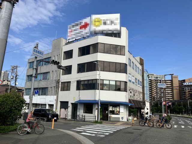 大阪市都島区都島本通１丁目のビルの外観