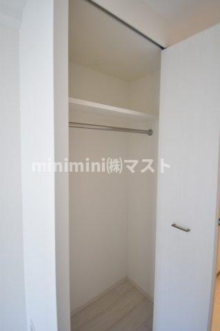 エスリード南森町ラグシスの収納