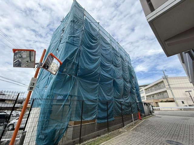 東泉丘ガレージハウス