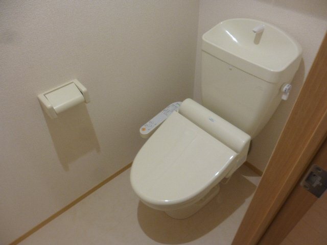 揖保郡太子町太田のハイツのトイレ
