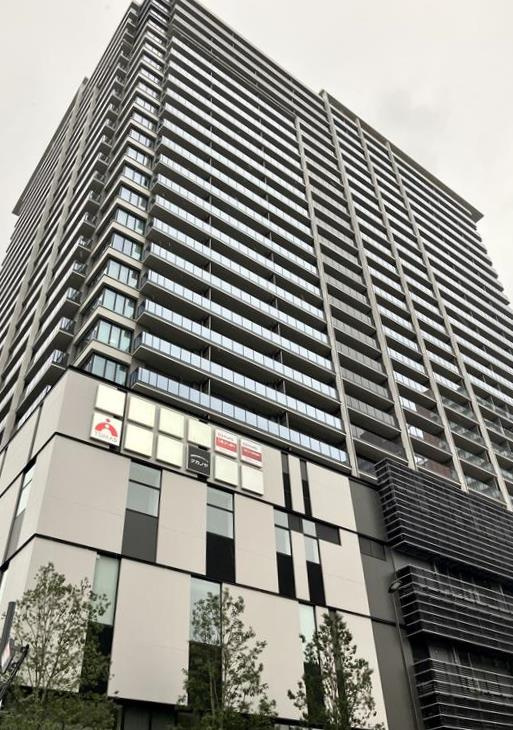 ＵＲＡＷＡ　ＴＨＥ　ＴＯＷＥＲ