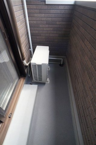オリーブのバルコニー