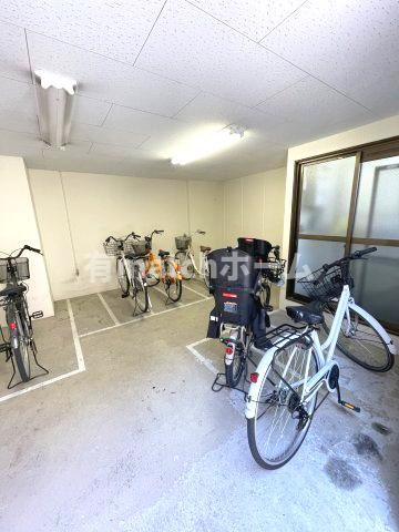 チェリッシュハウス　の駐車場