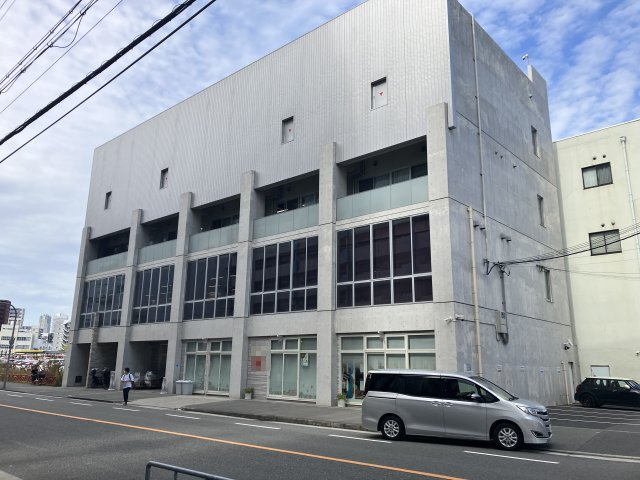 大阪市西区川口２丁目のビル