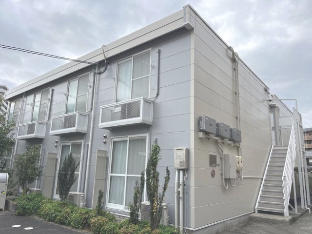 レオパレス二葉の里