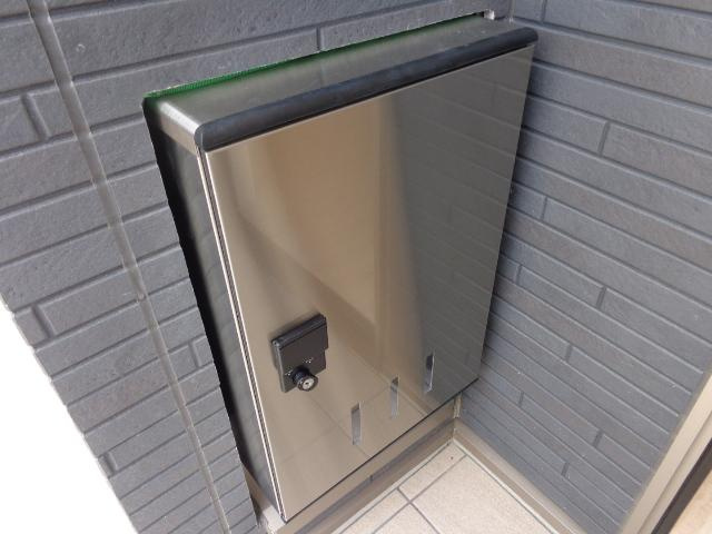 プロムナードの玄関|宅配ボックス（イメージ）