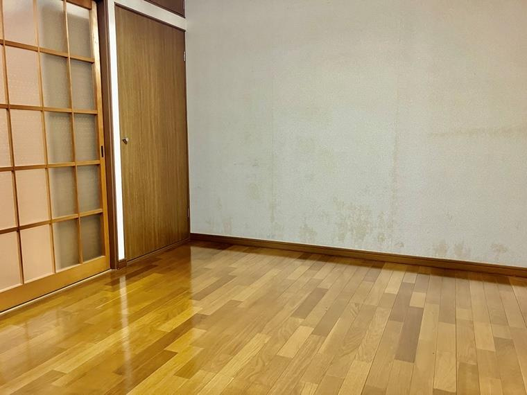 羽沢戸建の居間・リビング