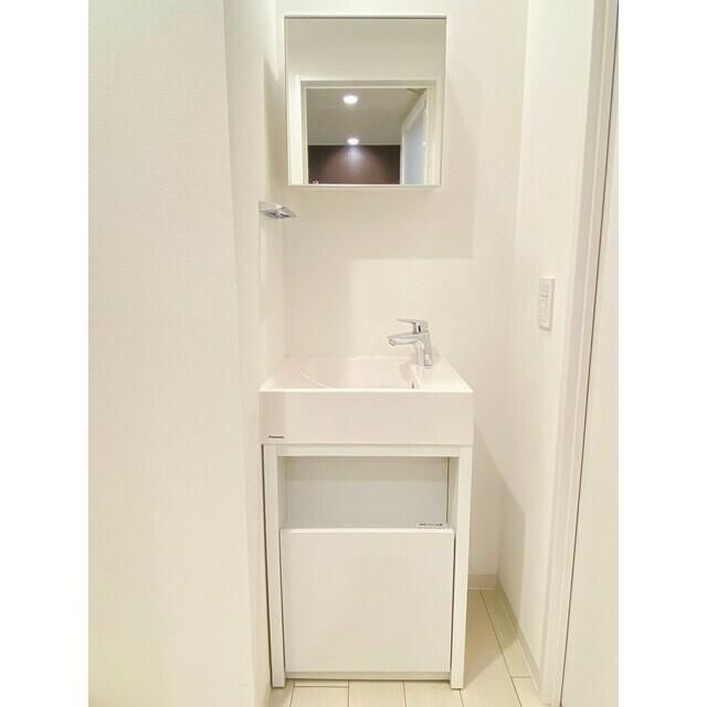 Ｂｅｖｅｒｌｙ　Ｈｏｍｅｓ　赤塚公園Ⅱの洗面所
