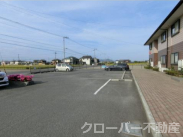 フォブールフルクリーンＢの駐車場|駐車場
