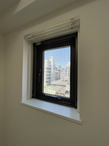 Luxe難波南の内装|Luxe難波南　採光窓