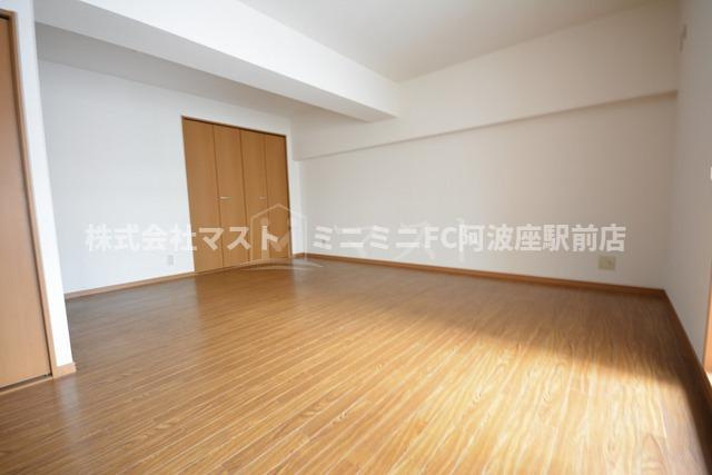 ソラル清賀の居間・リビング|他号室参考写真です