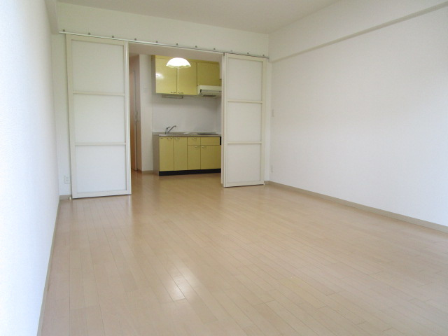 ヴェローノ茨木の内装|別部屋写真