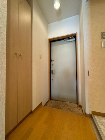 ヴェローノ茨木の玄関
