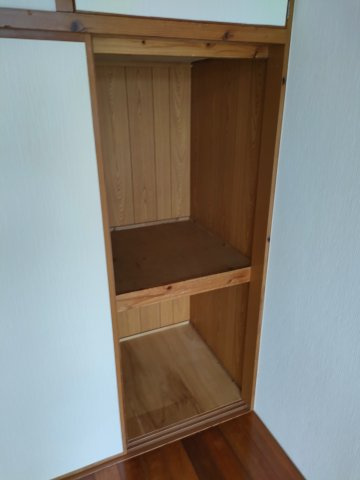 丸英ビルの収納