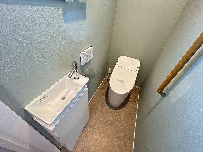 長尾3丁目戸建てのトイレ