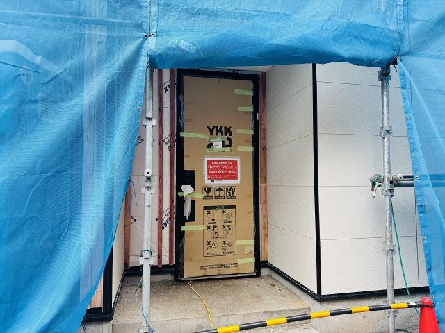 八王子市　子安町　新築一戸建て　５期の玄関|～玄関は安心のWロックキーを採用～
