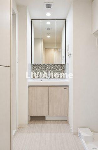 大田区田園調布南の賃貸マンションの独立洗面台|同シリーズの参考写真です。実際の設備・内装は現況を優先とさせていただきます。
