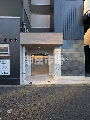 ISM HIGASHIMUKOJIMAのエントランス