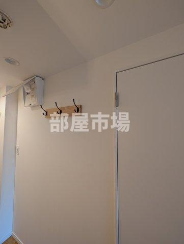 ISM HIGASHIMUKOJIMAの玄関