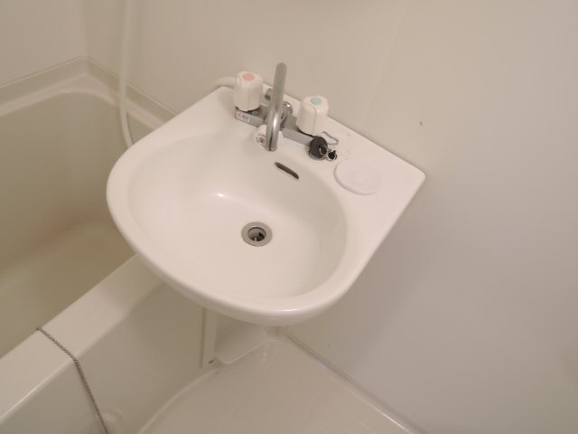 高槻市高槻町の賃貸マンションの洗面所
