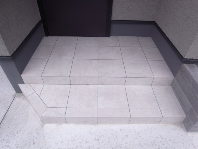 豊中市上新田１丁目の店舗事務所