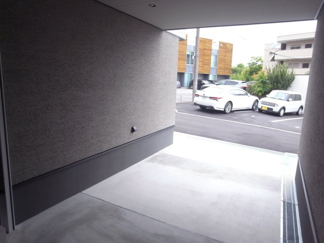豊中市上新田１丁目の店舗事務所