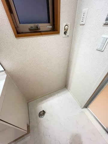 シャーメゾン橋の内の内装