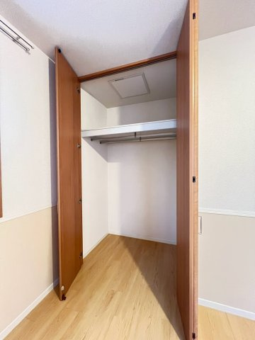 シャーメゾン橋の内の収納