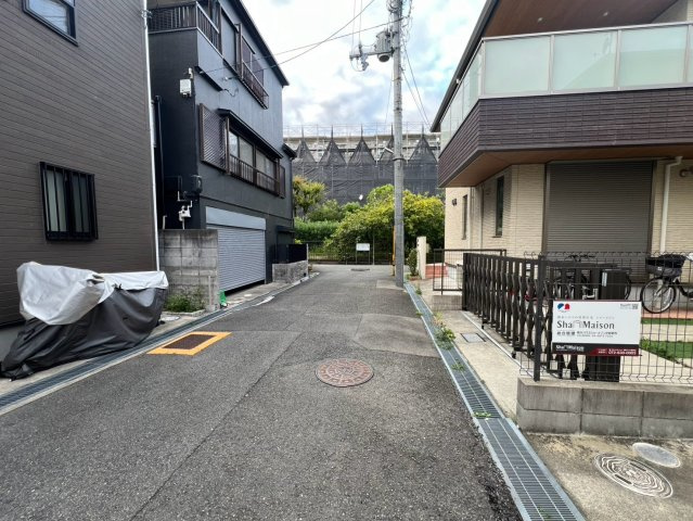 シャーメゾン橋の内の周辺