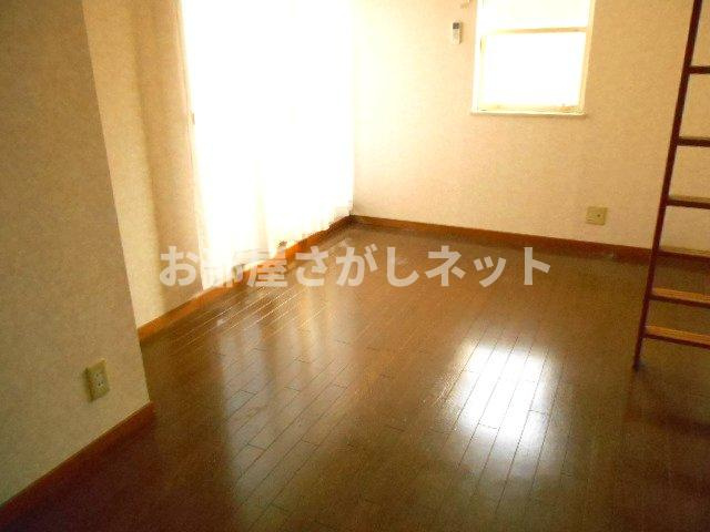 グレースハイム山王【おとり物件なし】#学生・社会人にオススメ！初期費用分割払いOK！の居間・リビング