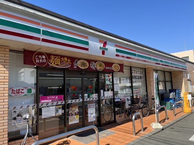 コンフォールのその他|セブンイレブン練馬関町東2丁目店
