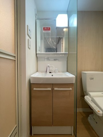 LUMINOUS桜川の独立洗面台|LUMINOUS桜川　おしゃれな洗面台