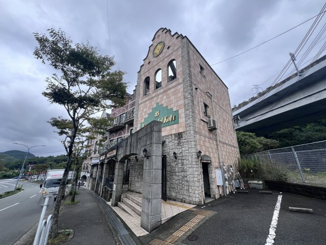 エスパシオルデルコウベの外観