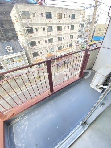 大阪市淀川区十三元今里１丁目の賃貸マンションのバルコニー