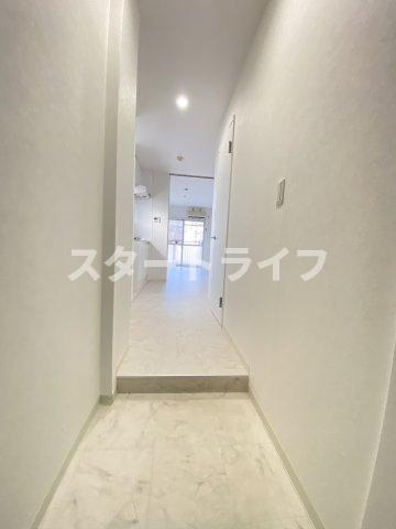 大阪市淀川区十三元今里１丁目の賃貸マンションの玄関