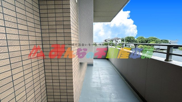 ランドゥール久留米サウスステージのバルコニー