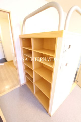 レオパレスあおばの居間・リビング