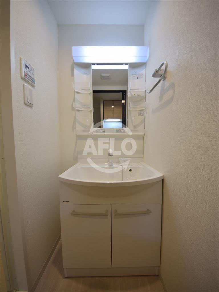 スプランディッド難波Ⅱの独立洗面台|スプランディッド難波II 510　洗面脱衣所