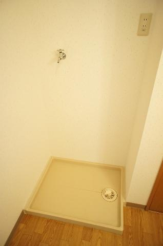 ドリームハウス天拝坂のその他|洗濯機置場