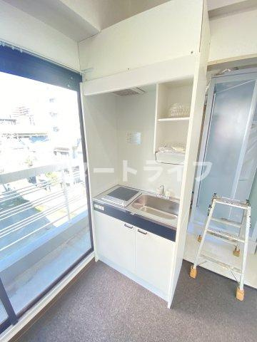 大阪市淀川区東三国４丁目の賃貸マンションのキッチン