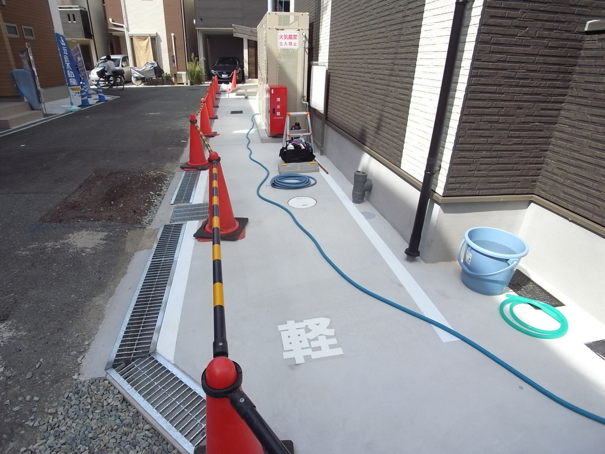 アイリス寝屋川の駐車場