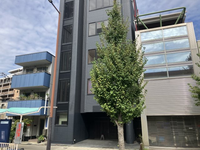 大阪市西区九条南２丁目のビル