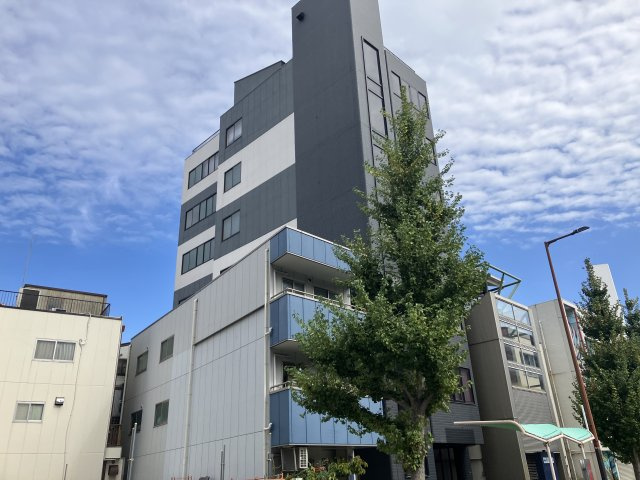 大阪市西区九条南２丁目のビル