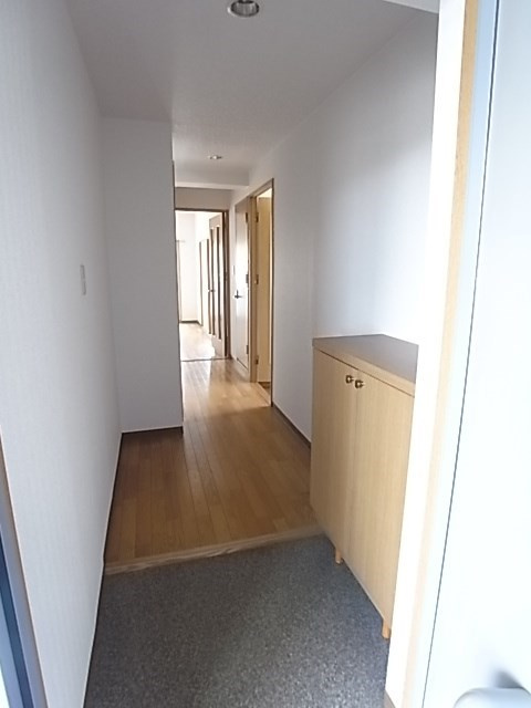 アレーグルヒビキⅢの玄関