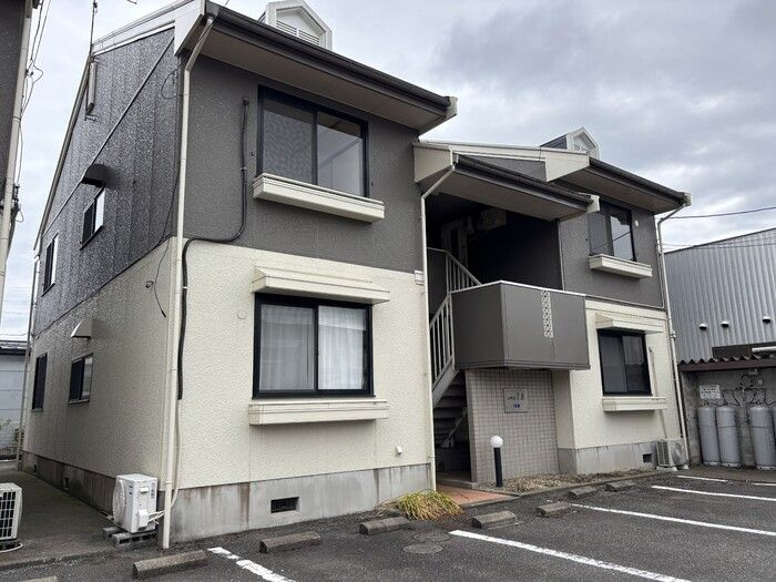 レジデンスT・H　Ⅰ号館の外観