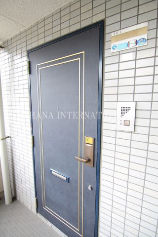 サクセスウェーブの玄関
