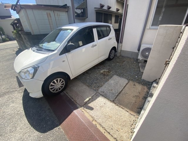 姫路市土山戸建の駐車場