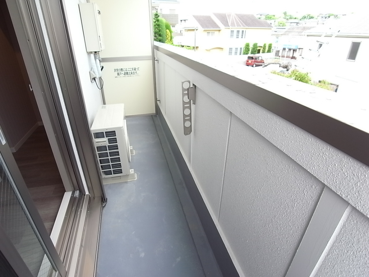 グランツ東香里園町のバルコニー
